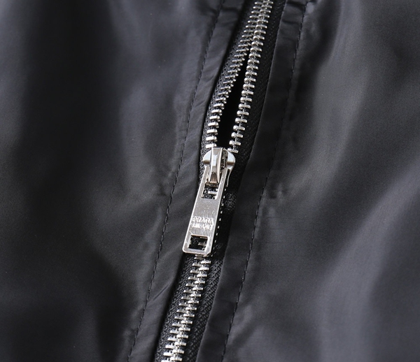 ブランドジャケット角部分ディテール